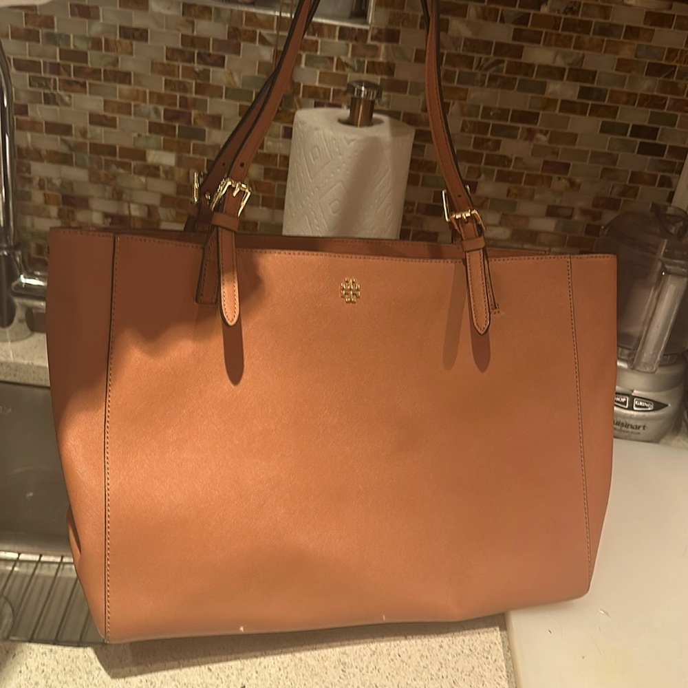 Tan Tory Burch tote